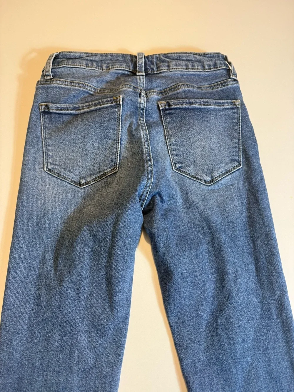 Lovervet by Vervet High Rise Uneven Raw Hem Kick Flare Stretch Jeans Size 27
